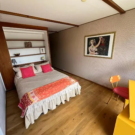 Apartment Vaste Pour 4 Personnes Avec Terrasse Et Piscine