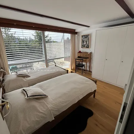 Apartment Vaste Pour 4 Personnes Avec Terrasse Et Piscine *