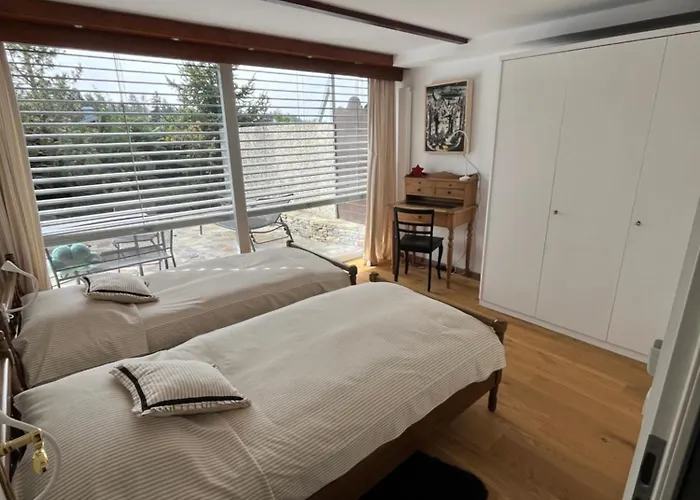 Appartement Bel Deux à Coucher Etrier *