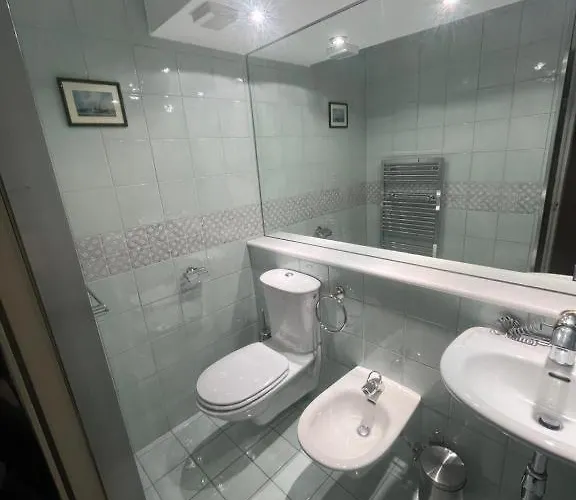 Bel Deux A Coucher Etrier