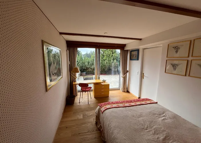 Bel Deux A Coucher Etrier * 克莱恩 蒙塔纳